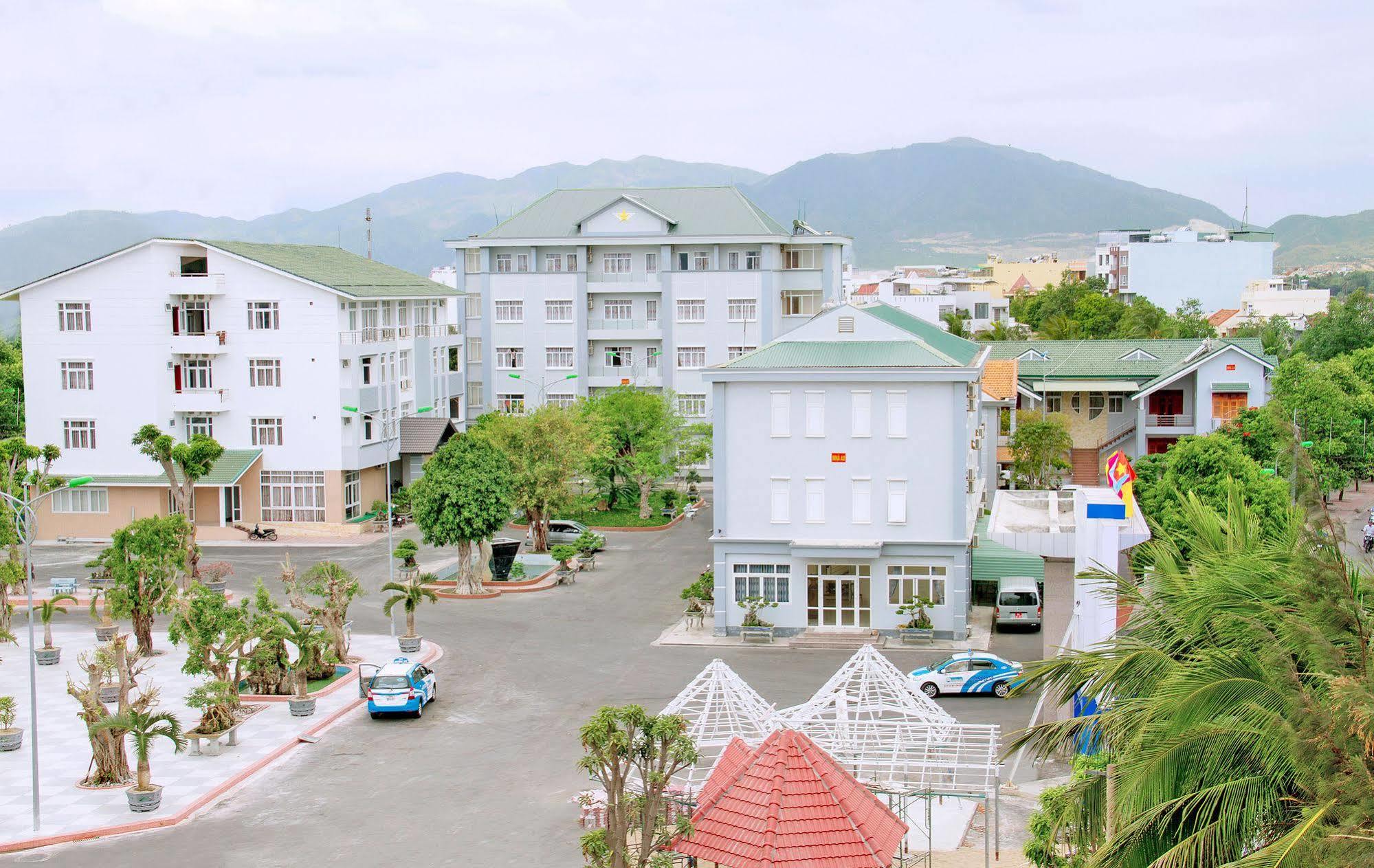 Sky Nha Trang Hotel Exterior foto